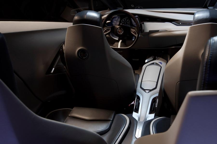  Cadillac Urban Luxury Concept 2010 года  (фото 16 из 45)